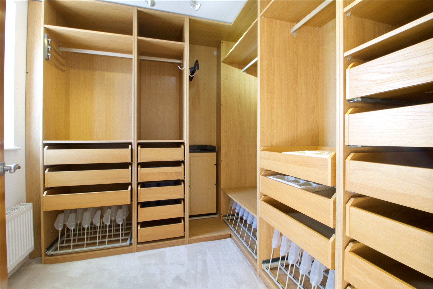 Walk-in Wardrobe